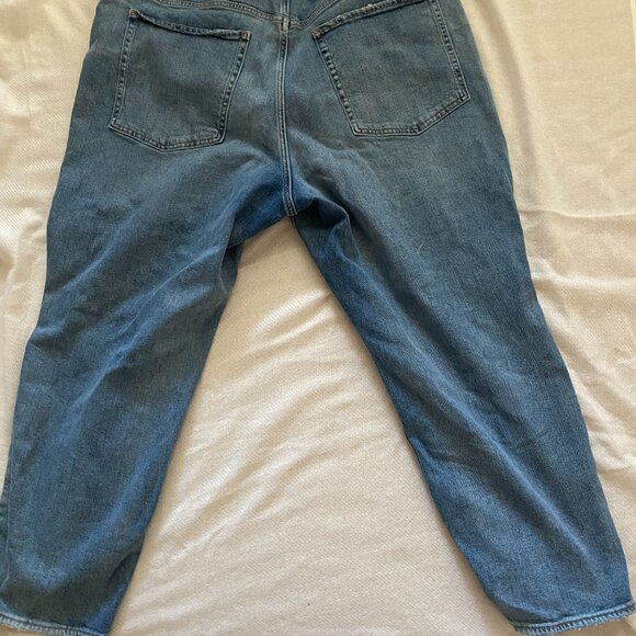 Curvy High-Waisted Button-Fly OG Straight Jeans - Size 24 - Picture 11 of 11